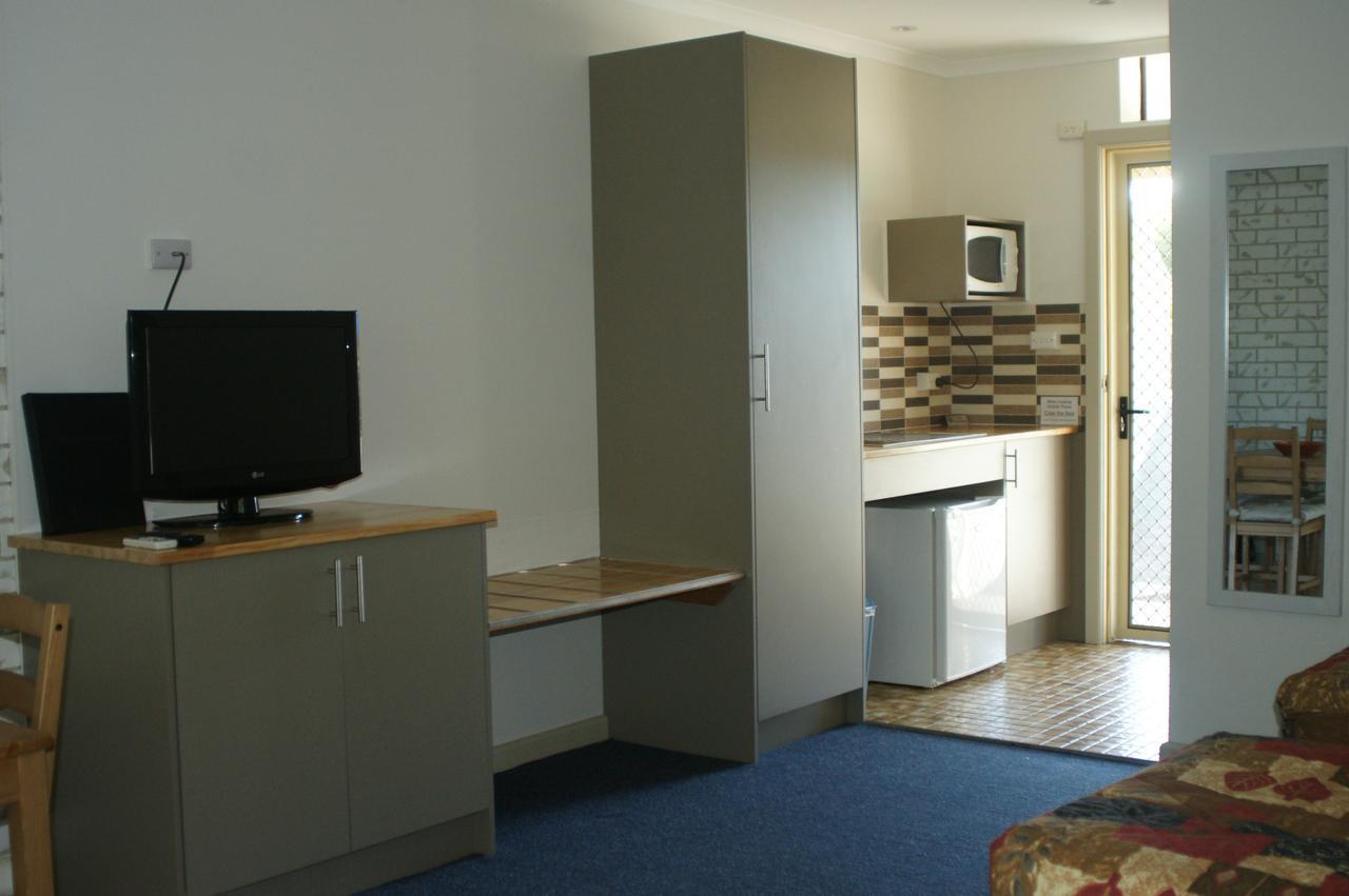 Culcairn Motor Inn Dış mekan fotoğraf