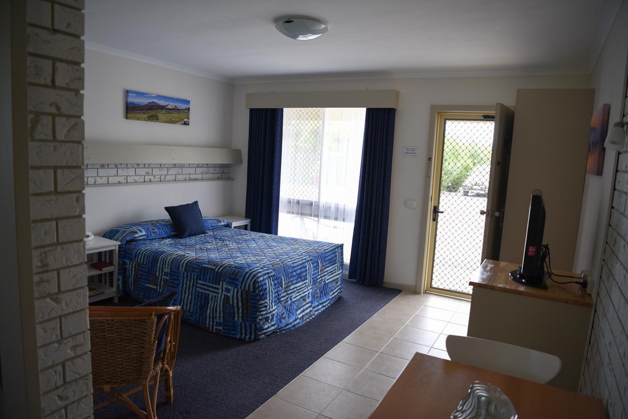 Culcairn Motor Inn Dış mekan fotoğraf